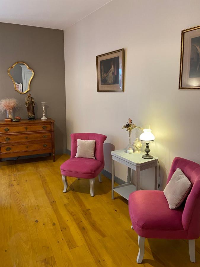 Couette-café Maison 1823 - De Charme à *